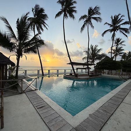 Tiki Beach Club & Resort (Adults Only) Bwejuu Extérieur photo