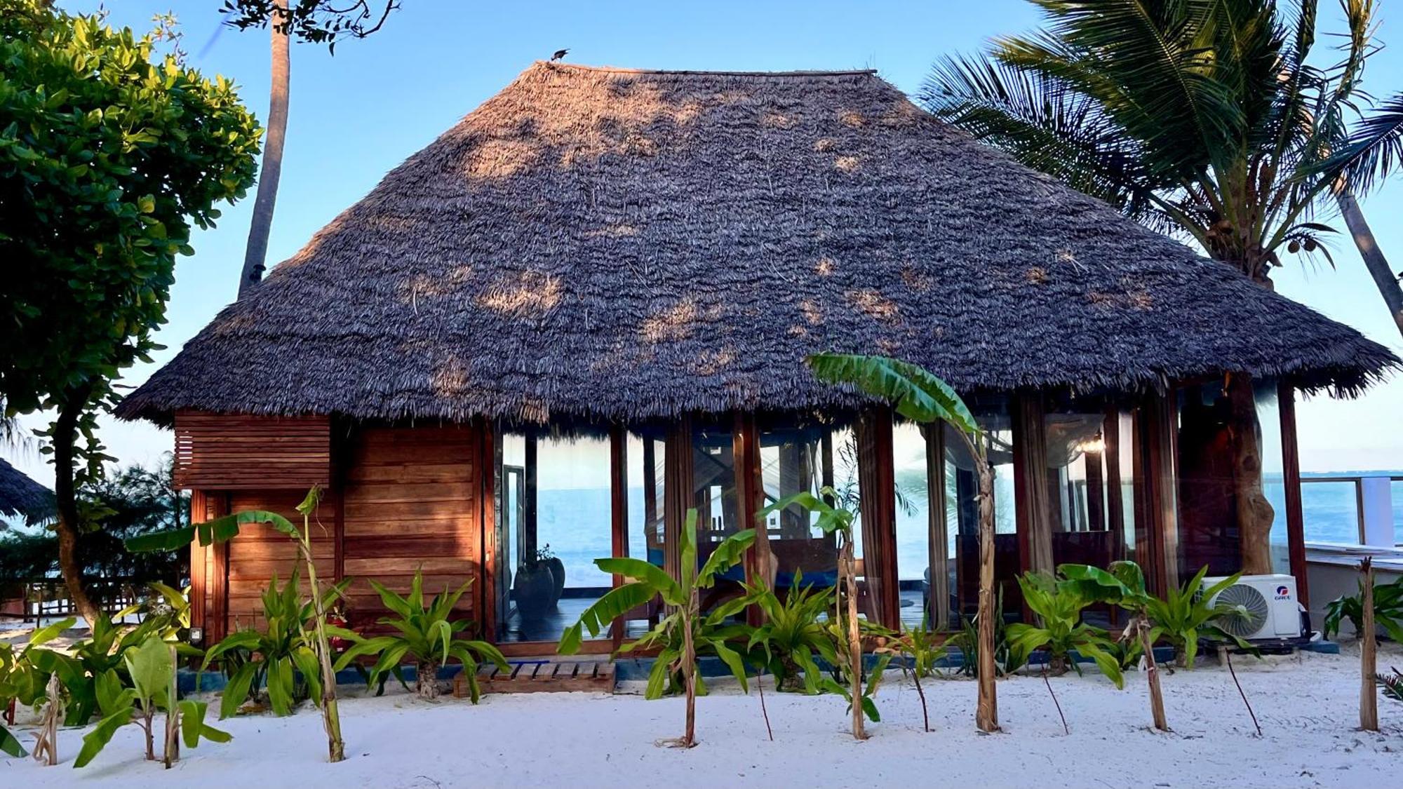 Tiki Beach Club & Resort (Adults Only) Bwejuu Extérieur photo